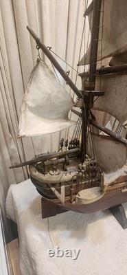 Modèle de bateau en bois vintage voilier clipper décor nautique. Très grand