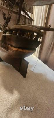 Modèle de bateau en bois vintage voilier clipper décor nautique. Très grand