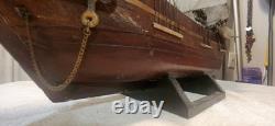 Modèle de bateau en bois vintage voilier clipper décor nautique. Très grand