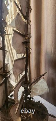 Modèle de bateau en bois vintage voilier clipper décor nautique. Très grand