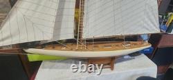 Modèle de bateau en bois vintage voilier clipper décoration nautique. Très grand
