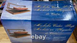 Modèle de bateau jouet rare en cèdre Muskoka, entièrement assemblé, complet avec boîte d’origine