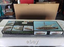 Modèle de bateau/ navire baleinier par Panart Lancia Baleniera en bois Italie 116, NEUF