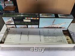 Modèle de bateau/ navire baleinier par Panart Lancia Baleniera en bois Italie 116, NEUF