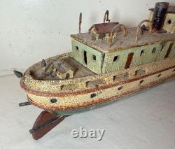Modèle de bateau remorqueur en bois sculpté fait main, art populaire antique rare