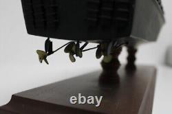 Modèle de bateau torpilleur Elco PT 109 de la marine américaine, bois / plastique préfabriqué fait à la main 24