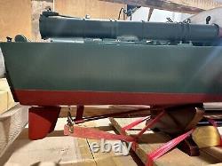 Modèle de bateau torpilleur Elco PT 109 de la marine américaine, en bois / métal, pré-construit à la main, 26