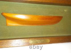 Modèle de demi-coque de yacht en goélette America Art mural en bois moderne du milieu du siècle MCM