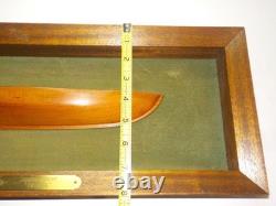 Modèle de demi-coque de yacht en goélette America Art mural en bois moderne du milieu du siècle MCM