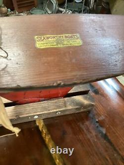 Modèle de jouet de bateau en bois navigable Bateau à voile de bassin Chester A Rimmer Architecte naval