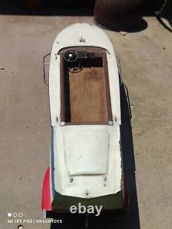 Modèle de jouet de bateau rapide vintage en bois fait main avec de grandes pièces lourdes en métal