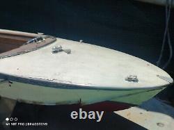 Modèle de jouet de bateau rapide vintage en bois fait main avec de grandes pièces lourdes en métal