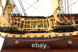 Modèle de navire à voiles USS Essex Tall de 1799, modèle de navire en bois fabriqué à la main, 32 pouces de longueur