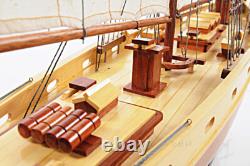 Modèle de navire en bois Schooner Bluenose II, voilier de 38 pouces, entièrement construit et assemblé.