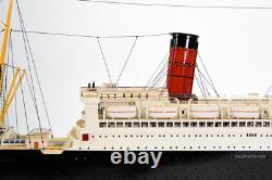 Modèle de navire en bois fait à la main RMS Berengaria 39