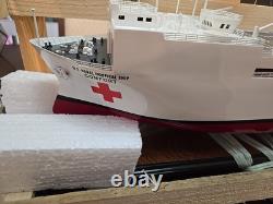 Modèle de navire en bois fait main de l'hôpital USNS Comfort, NOUVEAU 36 X 5 X 7