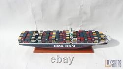 Modèle de navire porte-conteneurs CMA CGM 70cm