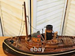 Modèle de remorqueur Danube VI des célèbres remorqueurs de la Tamise en bois bateau navire vtg 152 excellent