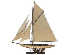 Modèle de voilier en bois de classe J Rustic Columbia America's Cup, construit en bateau