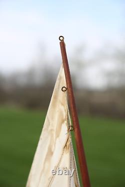 Modèle de yacht d'étang vintage en bois, voilier 38 Sloop, voiles de bateau antique large