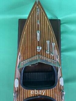 Modèle en acajou de bateau à moteur Chris Craft Triple Cockpit Authentic Models NICE