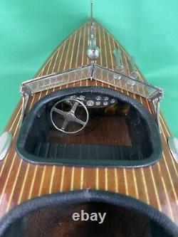 Modèle en acajou de bateau à moteur Chris Craft Triple Cockpit Authentic Models NICE