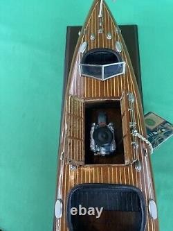 Modèle en acajou de bateau à moteur Chris Craft Triple Cockpit Authentic Models NICE