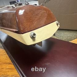 Modèle en bois Riva Aquarama Bateau rapide italien 2 pieds 24 en bois 31 base