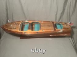 Modèle en bois de bateau rapide Chris Craft Triple Cockpit 32 fait à la main