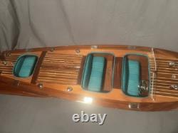 Modèle en bois de bateau rapide Chris Craft Triple Cockpit 32 fait à la main