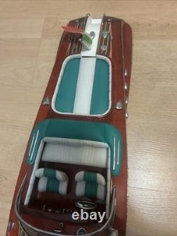 Modèle réduit de bateau Riva Aquarama 20 Blanc Vert en Bois 53cm Bateau à Moteur Italien Fait Main