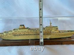 Modèle réduit du paquebot de croisière SS Oceanic à l'échelle, style Vintage, de la compagnie Home Lines, présenté dans une boîte en bois de 14 pouces.