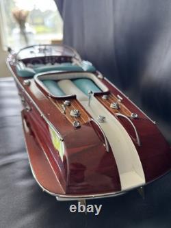 Modèle réduit en bois de bateau Riva Aquarama bleu échelle 1:16, bateau à moteur Riva fait main luxe