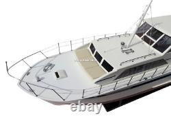 Modèle réduit en bois fait main du Chris Craft Commander 47 RC Convertible 32