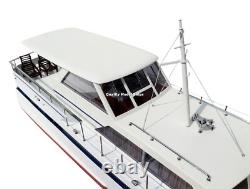 Modèle réduit en bois fait main du Chris Craft Commander 47 RC Convertible 32