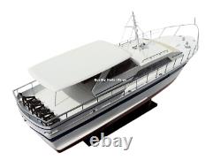 Modèle réduit en bois fait main du Chris Craft Commander 47 RC Convertible 32