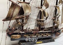 Navire de guerre en bois de l'Espagne Vintage Fragata Espanola Année 1780 Modèle de bateau 24x27