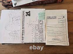 Navire en bois modèle vintage Artesania Latina King of Mississippi 150 neuf dans sa boîte
