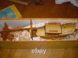 RARE maquette vintage en bois des années 1960 de jonque d’exportation des Arts et Métiers nationaux chinois, très bon état