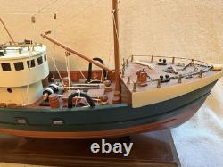 Rare Chalutier Le Marignan Concarneau 1970 Modèle de Bateau de Pêche en Bois Énorme 23