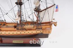 Réplique en bois de petit bateau USS Constitution de 22 pouces