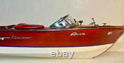 Riva Aquarama 21 Maquette de Bateau en Bois Classique Runabout Italien avec Détails