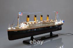 Rms Titanic Ocean Liner Avec Lumières 32 Wood Modèle White Star Line Navire De Croisière Nouveau
