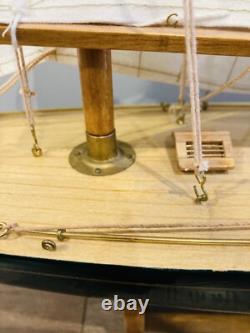 Shamrock V 1930 Coupe de l'Amérique J Boat Modèle en bois Yacht 36 Voilier UK