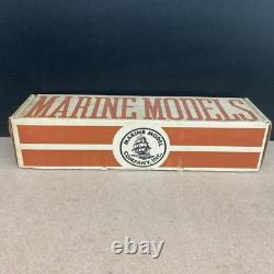 Société de Modèles Marins Vintage Inc. Bomb Ketch Le Petit Lion N° 1119 Kit en Bois