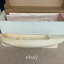 Société de Modèles Marins Vintage Inc. Bomb Ketch Le Petit Lion N° 1119 Kit en Bois