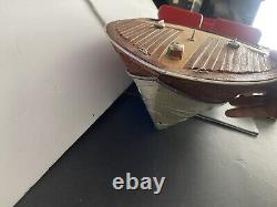 Très grand modèle de bateau Criss Craft de 35 pouces de longueur