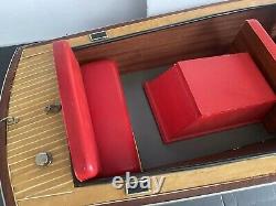 Très grand modèle de bateau Criss Craft de 35 pouces de longueur