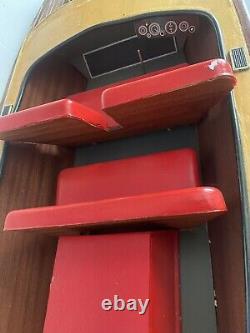 Très grand modèle de bateau Criss Craft de 35 pouces de longueur