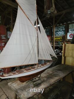 Très grand modèle de voilier vintage ou antique fait main, navire à voile de 67 pouces